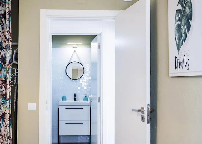 Carvoeiro Beach Apartment דירה