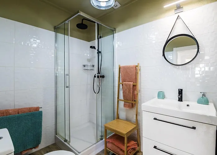 Carvoeiro Beach Apartment * קארבואירו