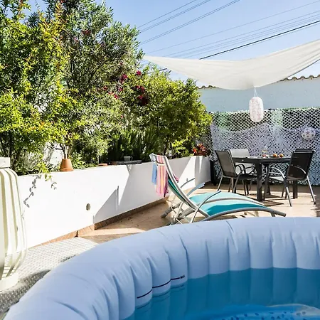 Carvoeiro Beach Apartment 아파트 *