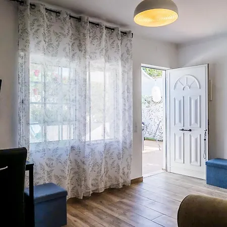 Carvoeiro Beach Apartment 아파트 카르보에이루