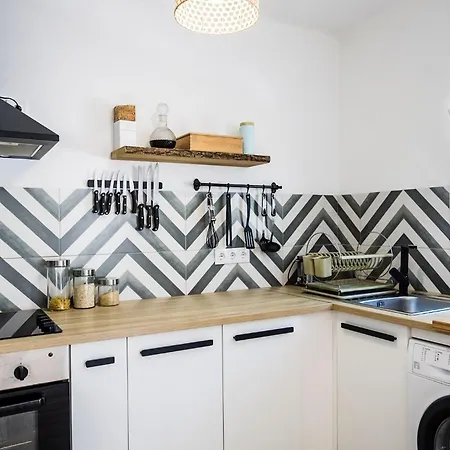 Daire Carvoeiro Beach Apartment *