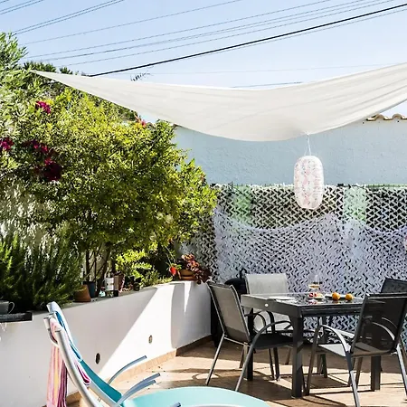 Carvoeiro Beach Apartment דירה קארבואירו