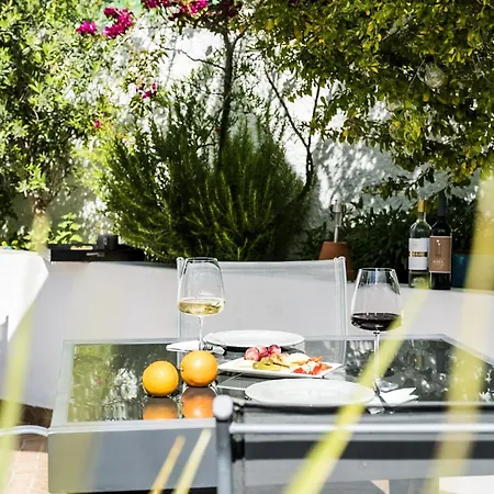 Carvoeiro Beach Apartment קארבואירו