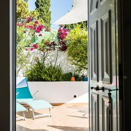 Carvoeiro Beach Apartment דירה